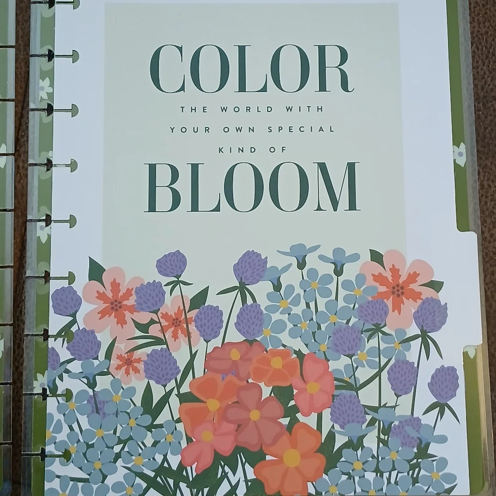 The Happy Planner classic sized cover and dashboards Feel as Free as the Flowers